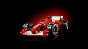 LEGO Icons (11375). Ferrari F2004 e Michael Schumacher - 22